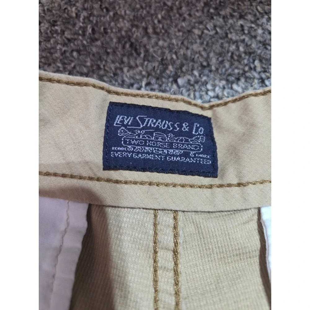 Levi Strauss & Co Two Horse Brand Cargo Shorts Mens‎ 32 Khaki Utility Flat Front